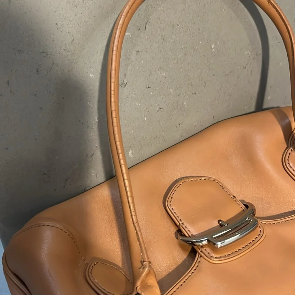 Cole Haan camel Alexa FO5 shoulder bag. - Picture 5 of 5